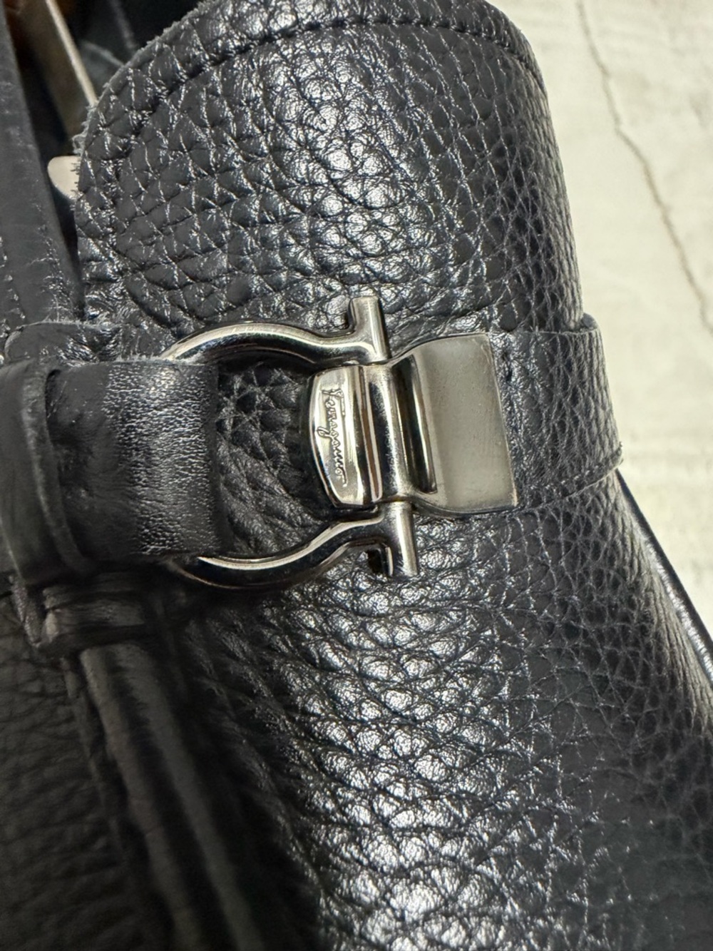 $950 Salvatore Ferragamo Gancini Bit Black Leather Ornament Loafers 9.5 10.5 - Picture 6 of 12